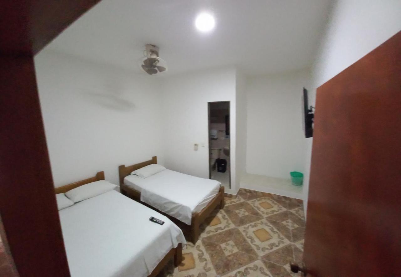 Hotel San Adolfo Carepa Buitenkant foto